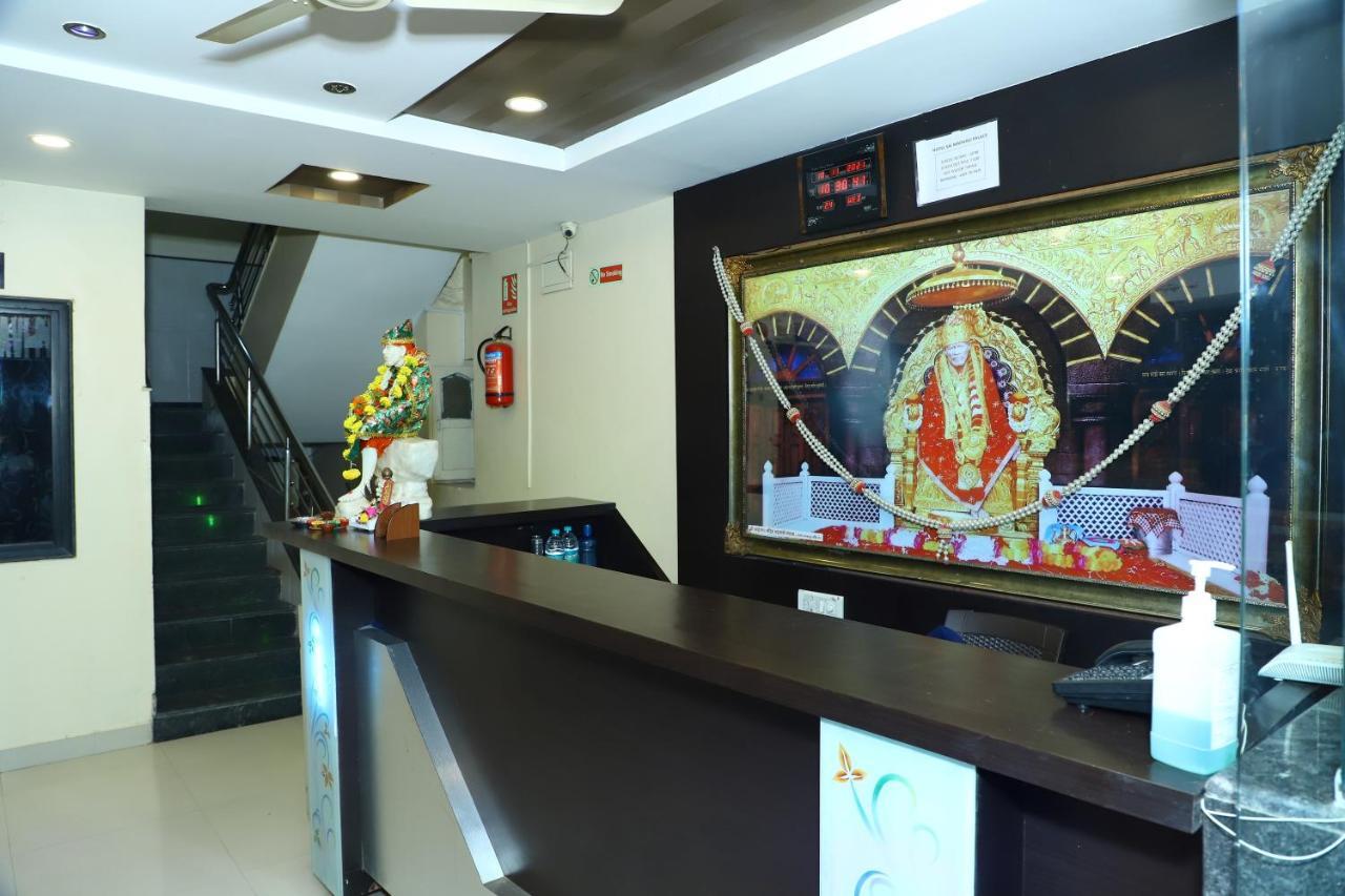 Sai Madhavi Palace Hotel Shirdi Exteriör bild